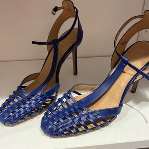 banana  Republic sz 9, blue, 3inch heel